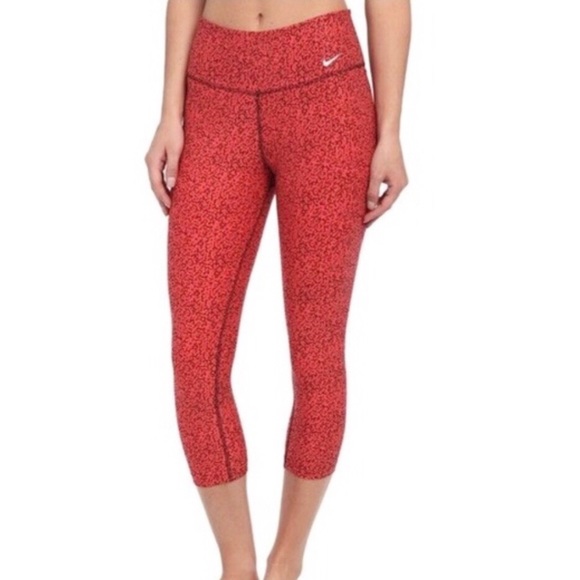 Nike Pants - Nike Dri-Fit Print Legend Mezzanine Capri - Small